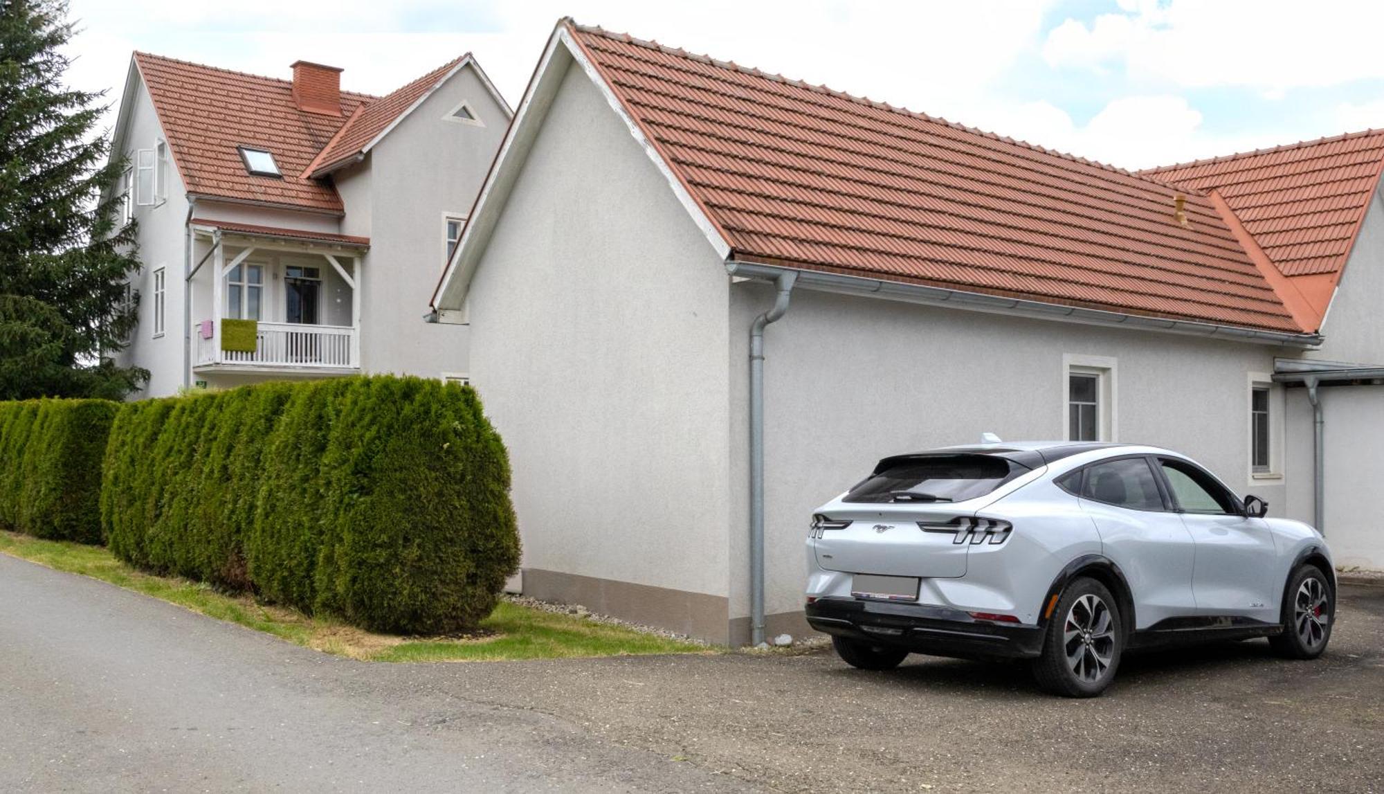 Flat Bull Appartement Mit Garten Sankt Lorenzen bei Knittelfeld Buitenkant foto
